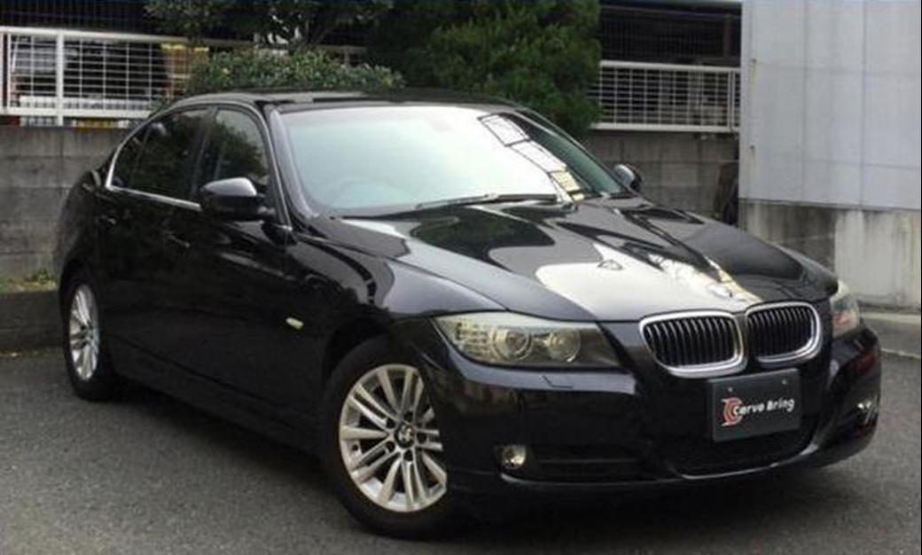 2010 BMW 3 Series 325i 36,661mls | Image 1 of 9