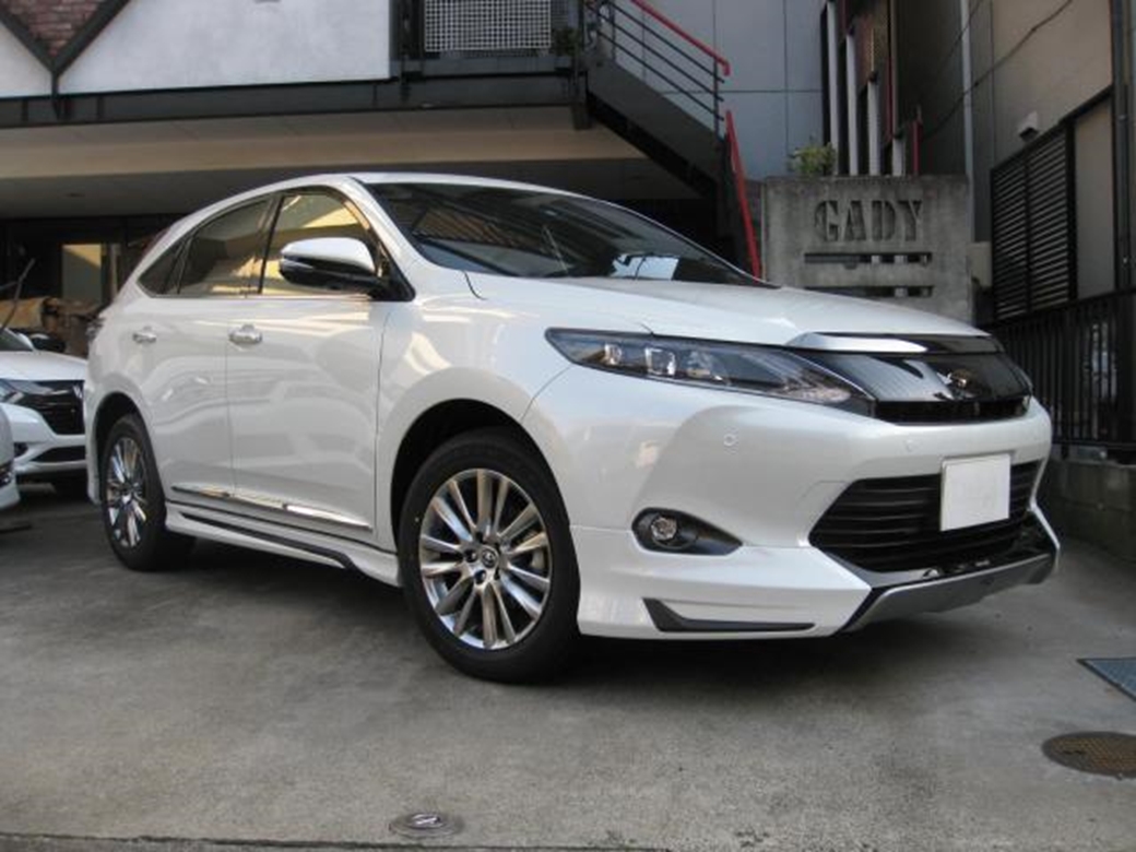 2015 Toyota Harrier 120kms | Image 1 of 9