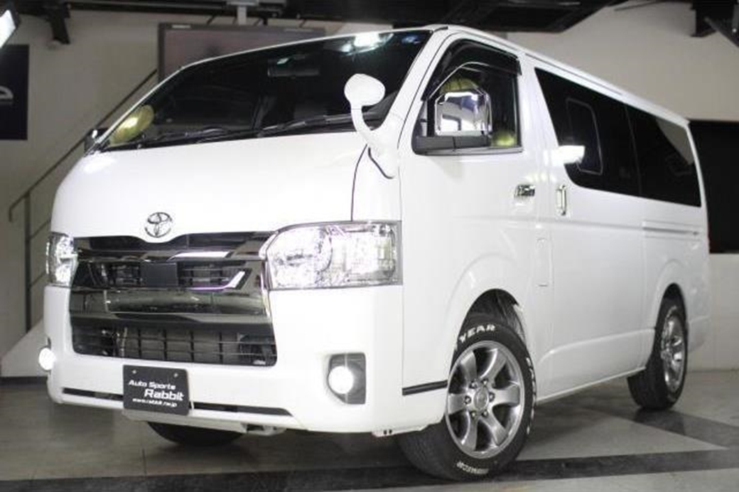 2020 Toyota Hiace 48,000kms | Image 1 of 18