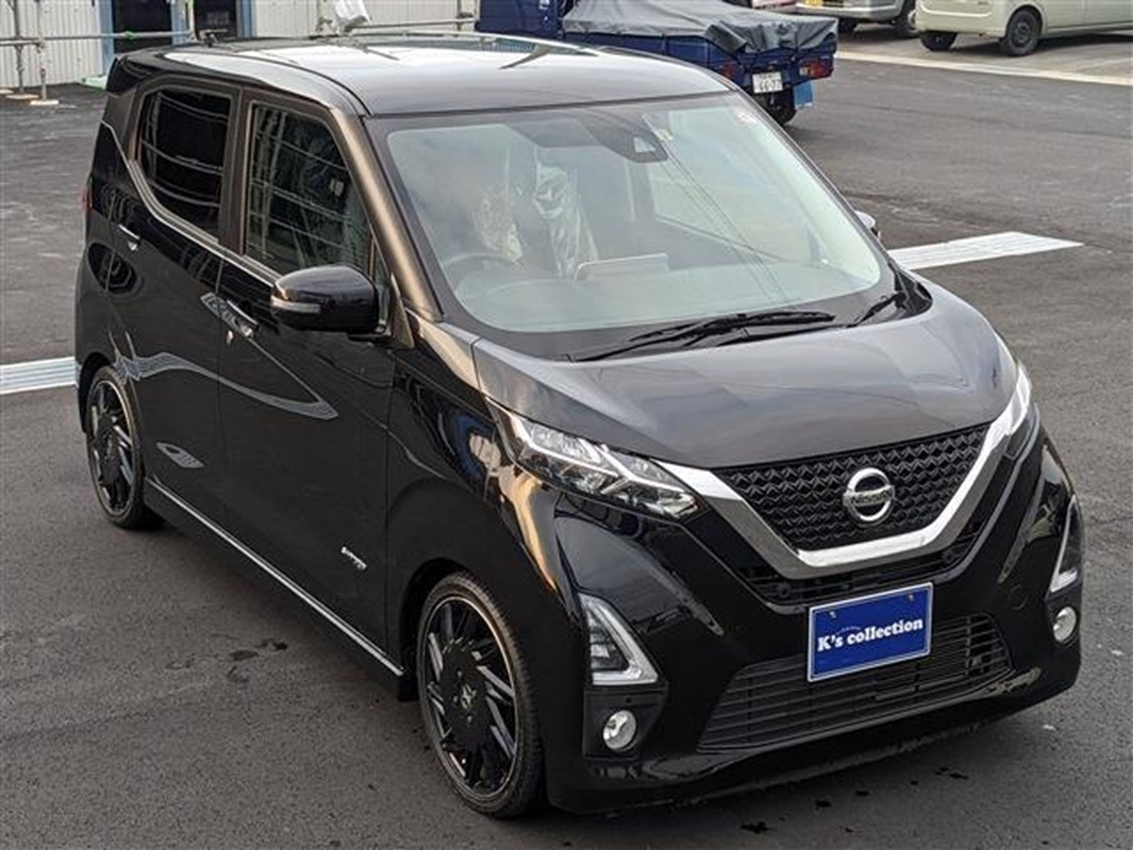 2019 Nissan Dayz Highway Star 51,000kms | Image 1 of 19