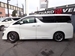 2016 Toyota Vellfire 4WD 86,318kms | Image 13 of 20