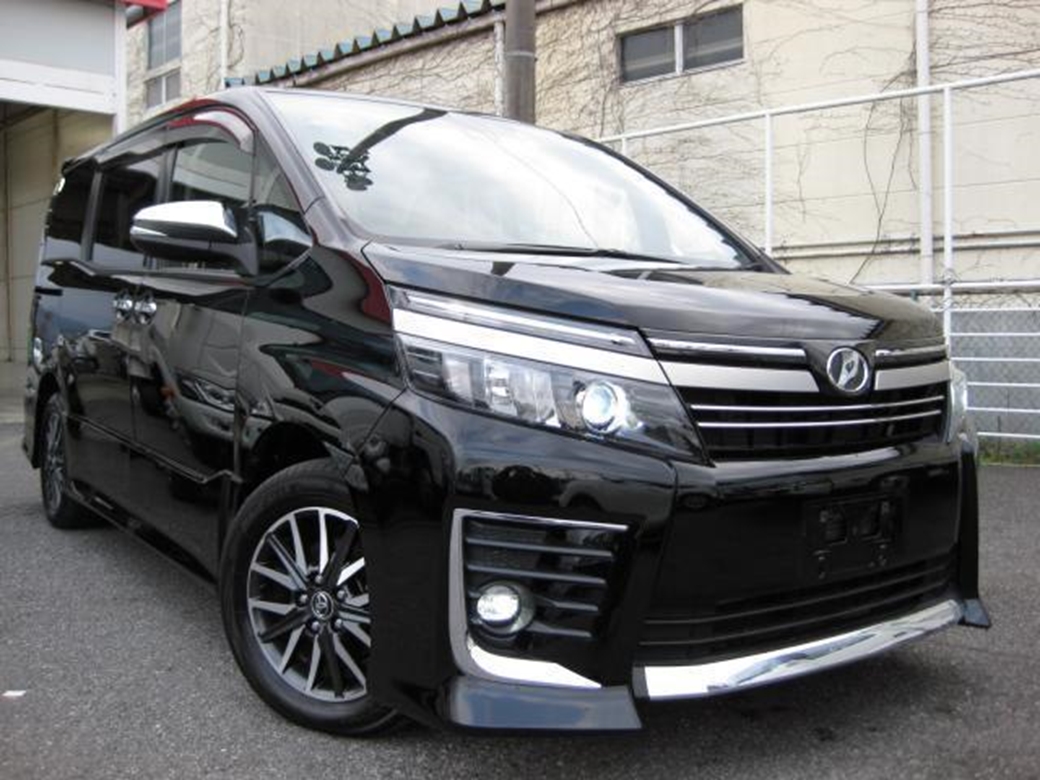 2016 Toyota Voxy ZS 35,000kms | Image 1 of 20