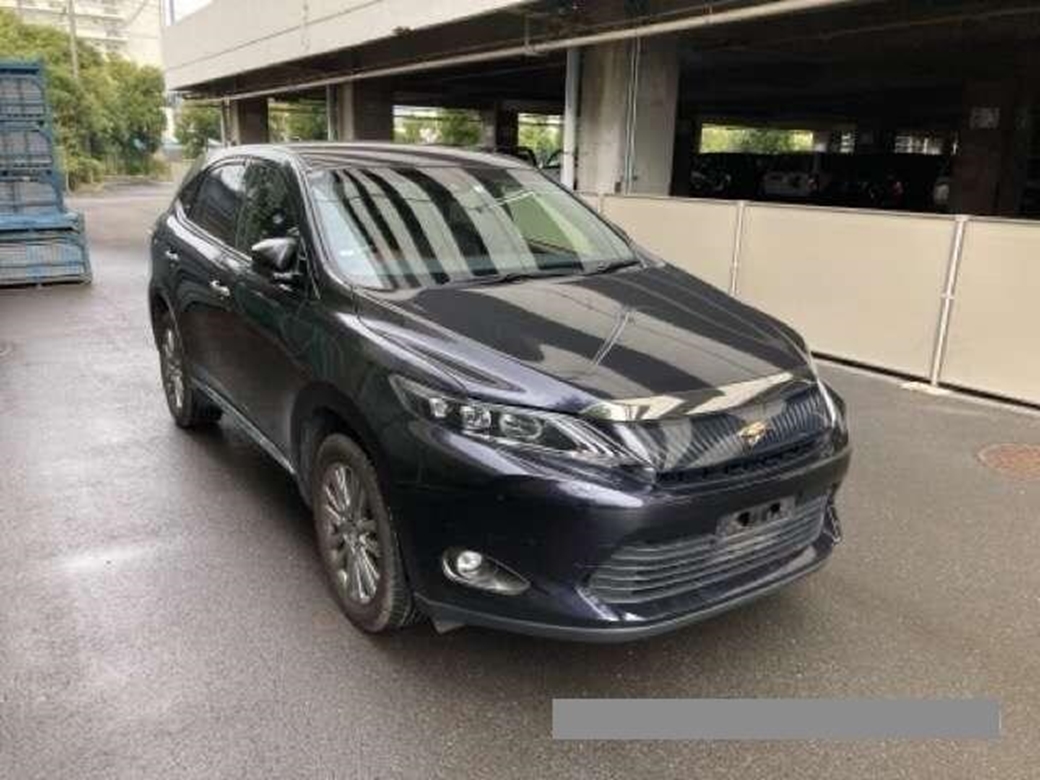 2016 Toyota Harrier 102,000kms | Image 1 of 20