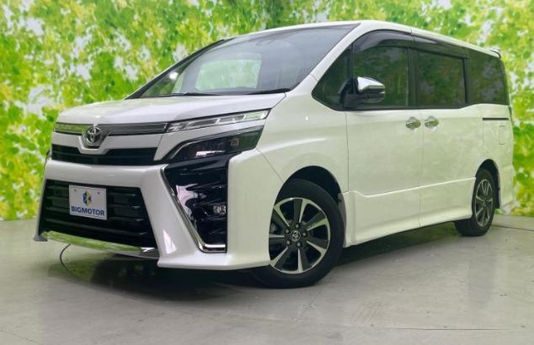 2020 Toyota Voxy ZS 11,000kms | Image 1 of 18