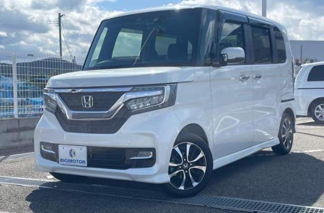 2019 Honda N-Box 28,000kms | Image 1 of 18