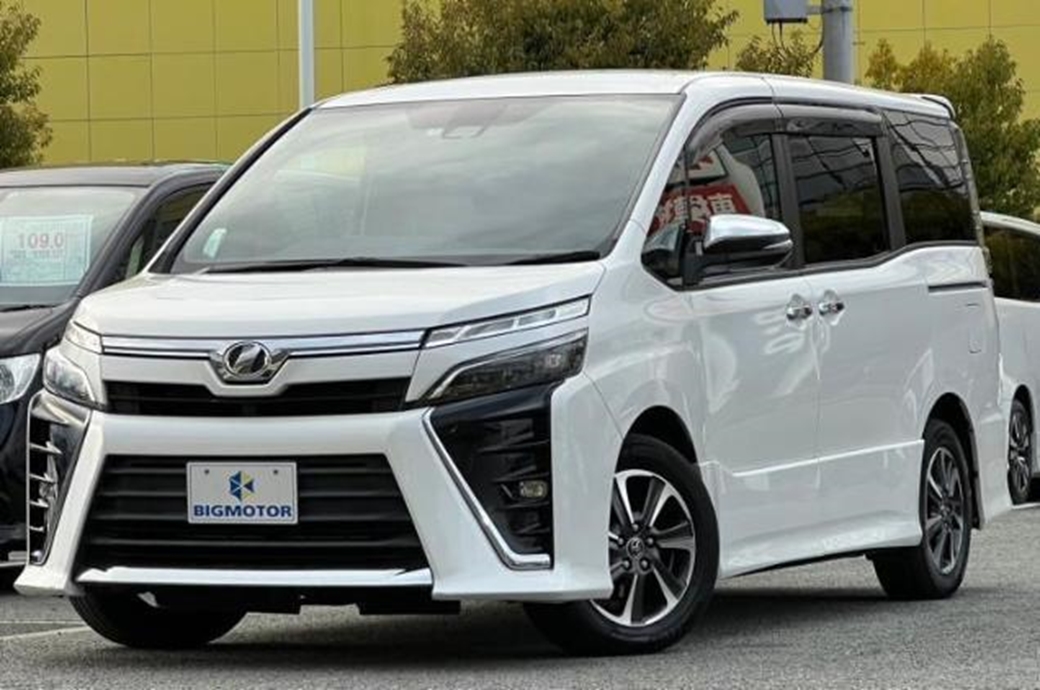 2018 Toyota Voxy ZS 48,000kms | Image 1 of 18