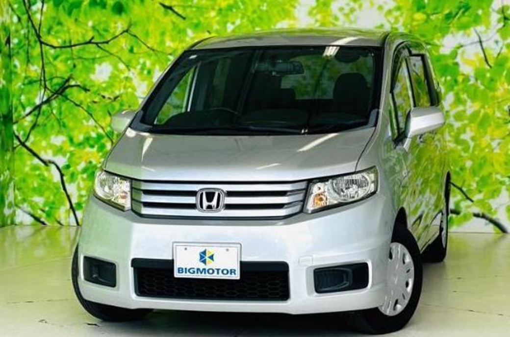 2010 Honda Freed Spike G Just Selection 19,884mls | Image 1 of 18