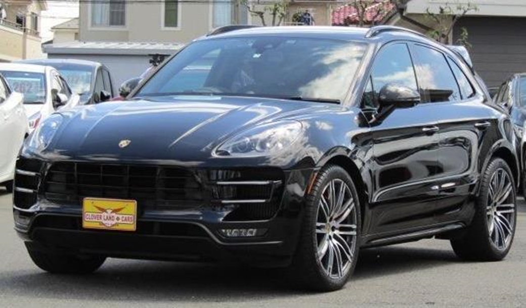 2015 Porsche Macan Turbo 4WD 87,337kms | Image 1 of 19