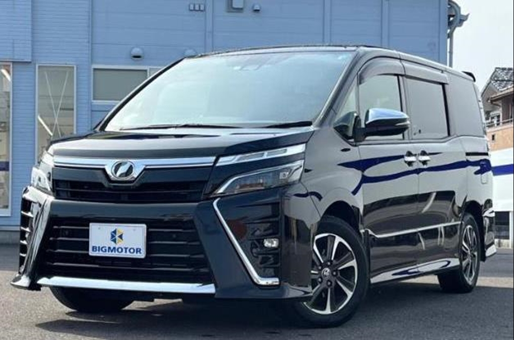 2019 Toyota Voxy ZS 31,000kms | Image 1 of 18