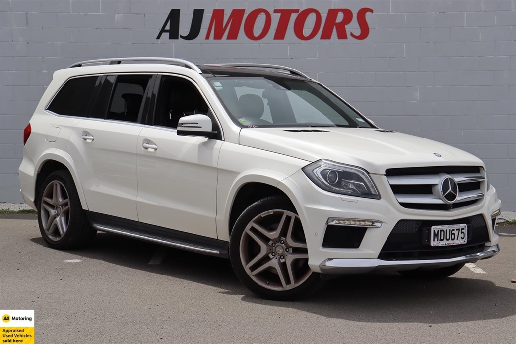 2015 Mercedes-Benz GL Class GL500 4WD 77,100kms | Image 1 of 20