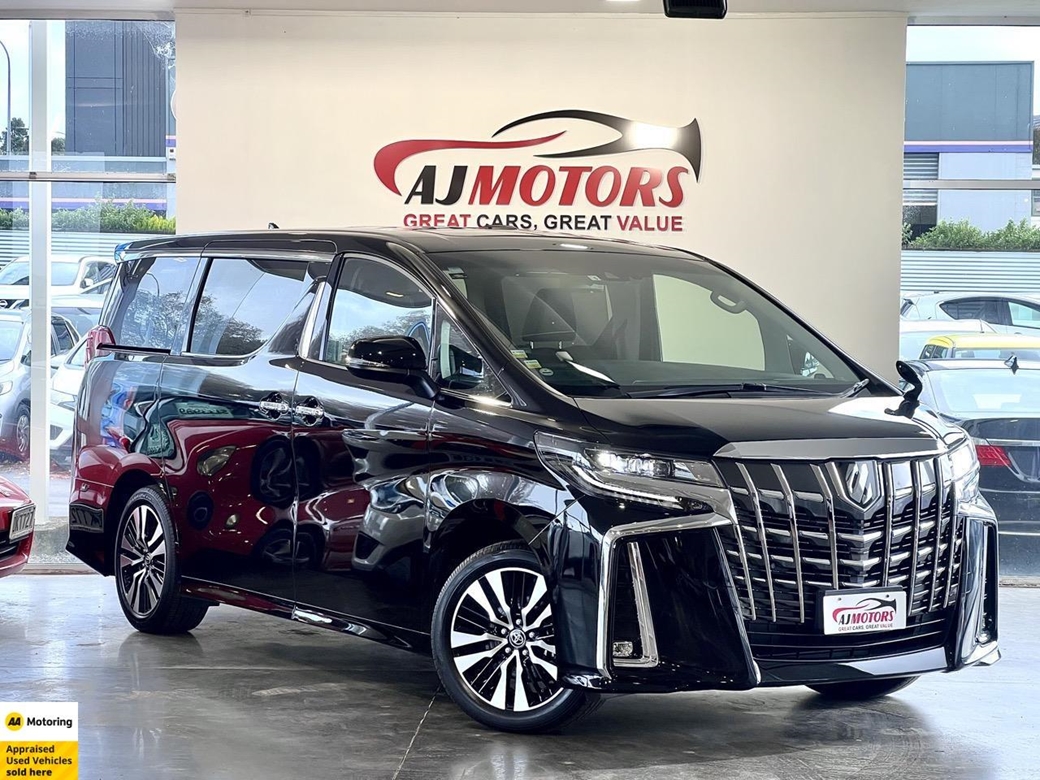 2022 Toyota Alphard 23,200kms | Image 1 of 19