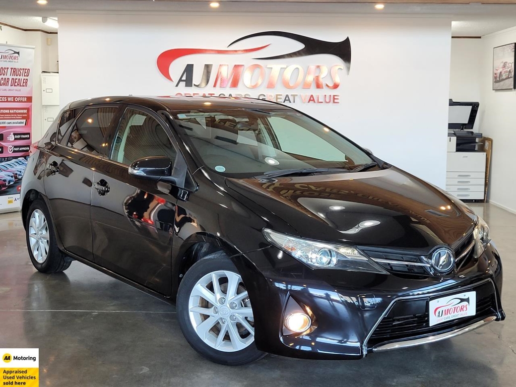 2015 Toyota Auris 180G 51,000kms | Image 1 of 20