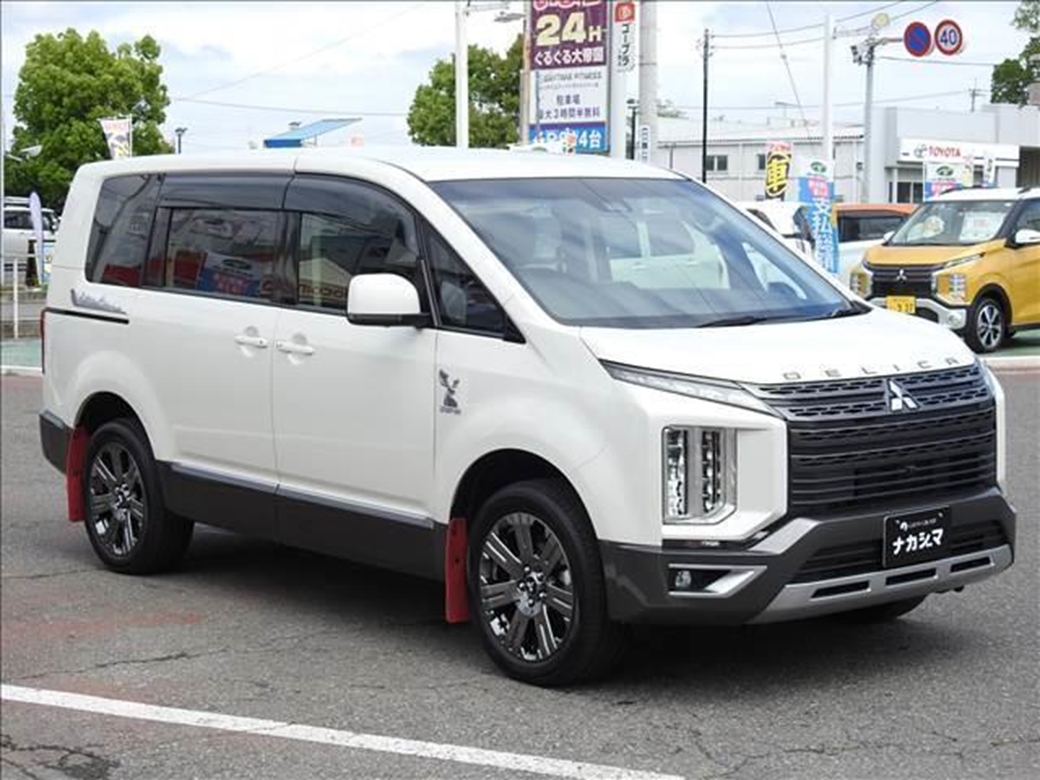 2021 Mitsubishi Delica D5 4WD 33,304kms | Image 1 of 20
