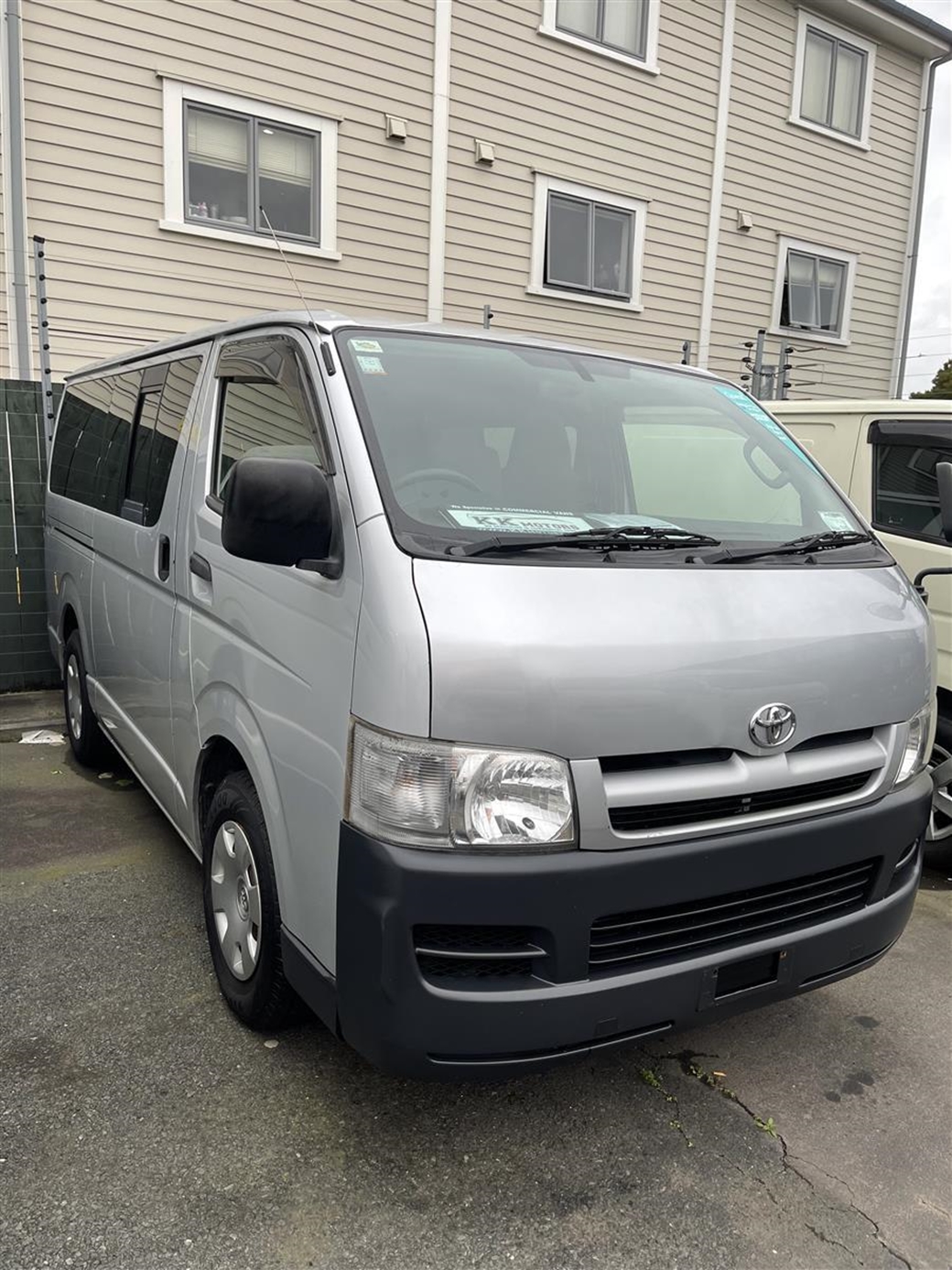 2007 Toyota Hiace 190,158kms | Image 1 of 9