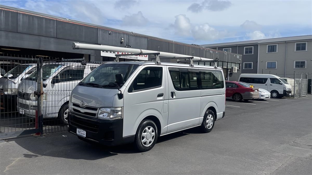 2012 Toyota Hiace 238,037kms | Image 1 of 18