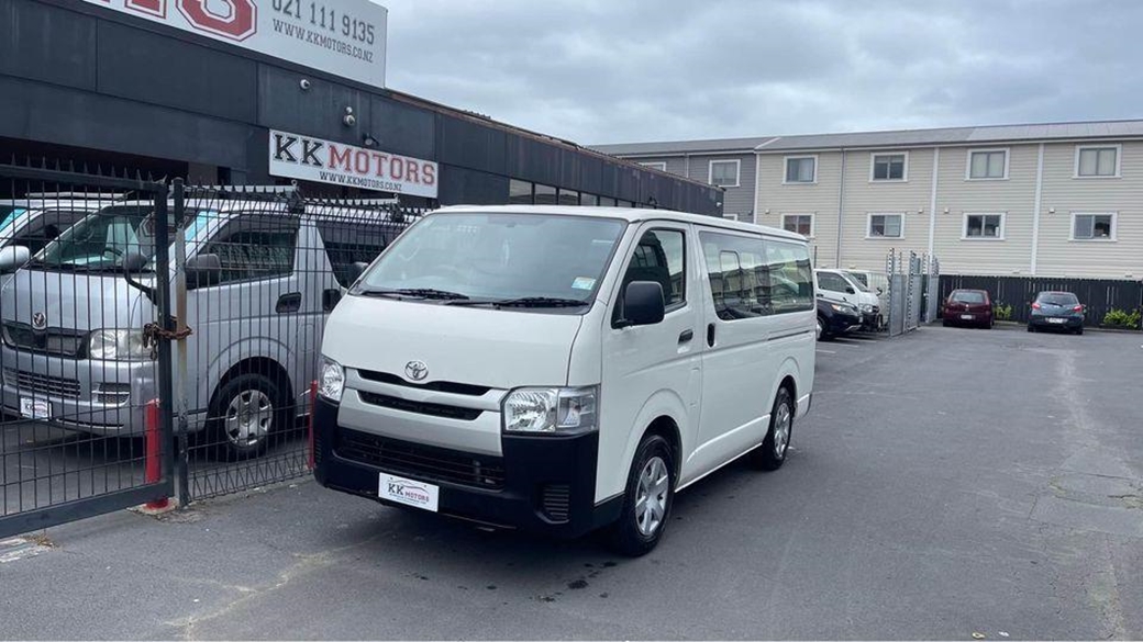 2012 Toyota Hiace 193,572kms | Image 1 of 11