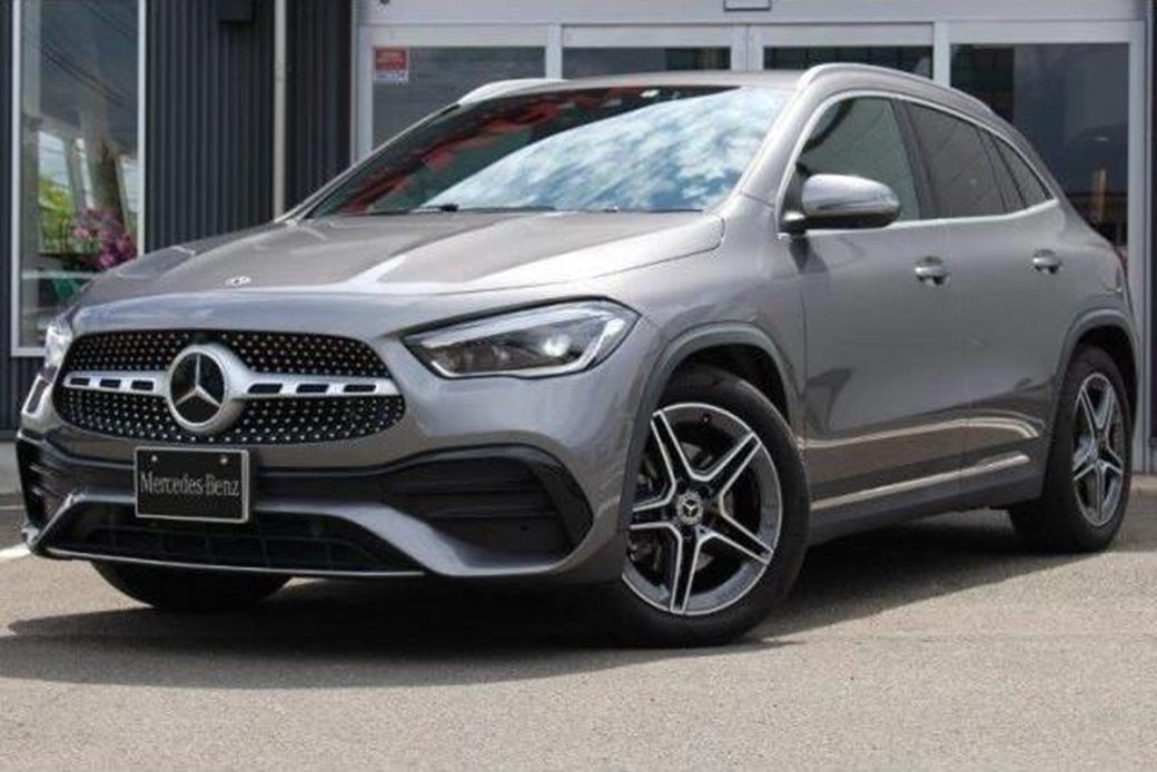 2020 Mercedes-Benz GLA Class GLA200d 4WD 31,000kms | Image 1 of 19