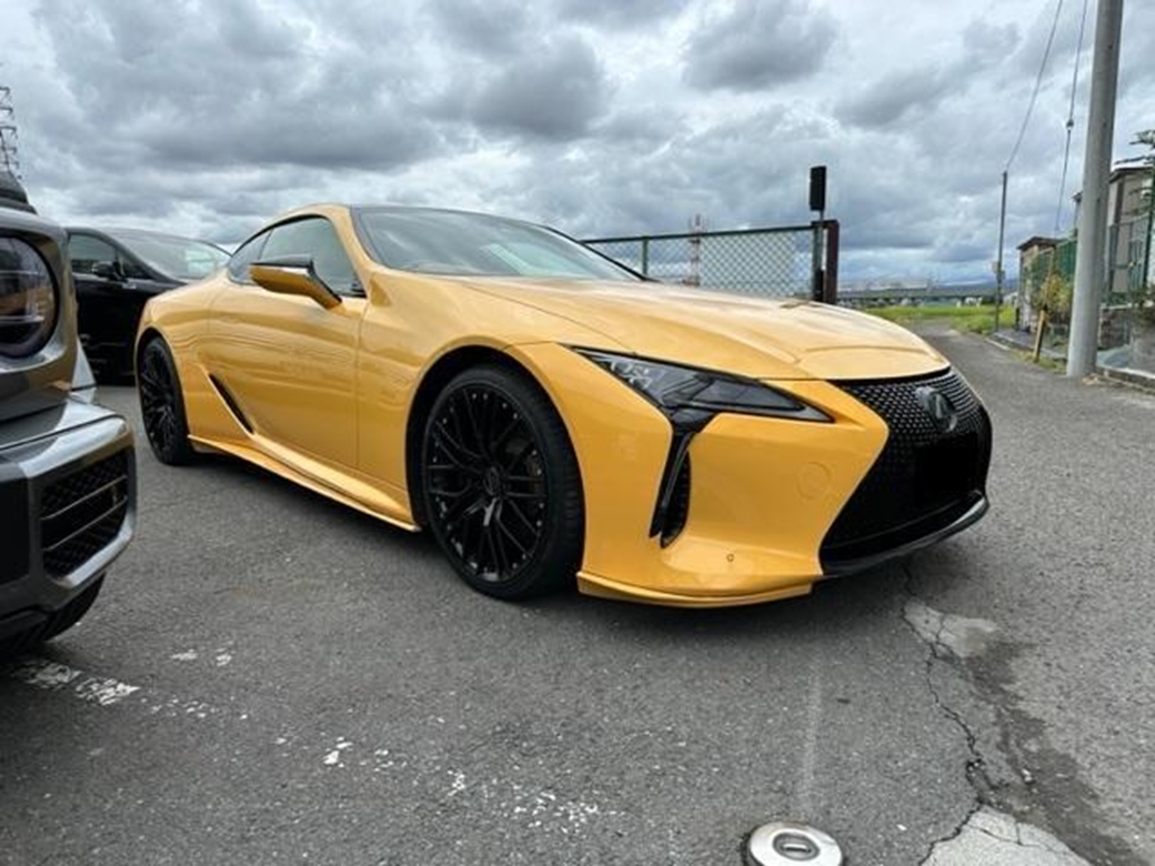 2017 Lexus LC500 15,000kms | Image 1 of 5