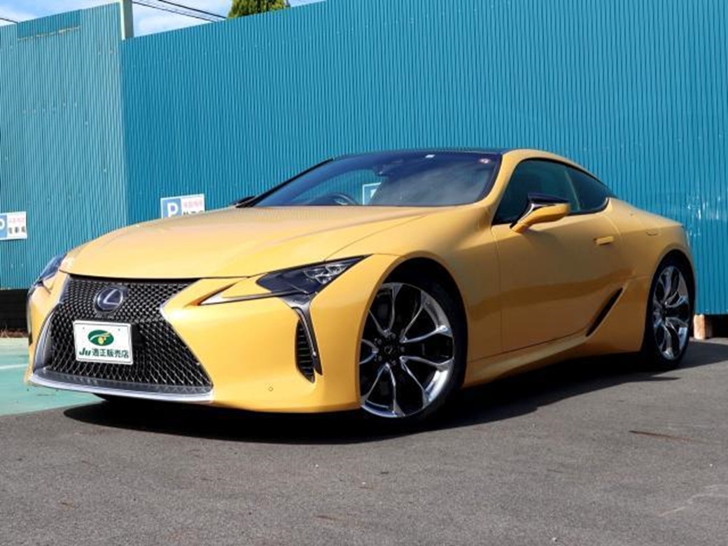 2017 Lexus LC500h 69,450kms | Image 1 of 19