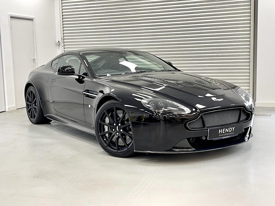2014 Aston Martin Vantage 15,877mls | Image 1 of 39