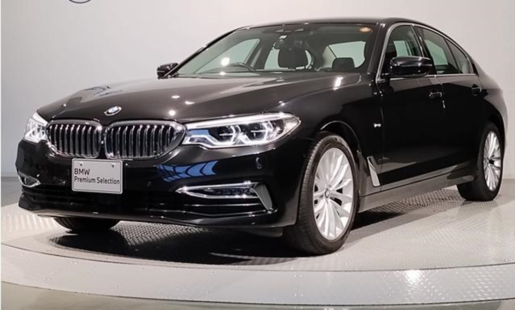 2017 BMW 5 Series 523d 40,000kms | Image 1 of 17