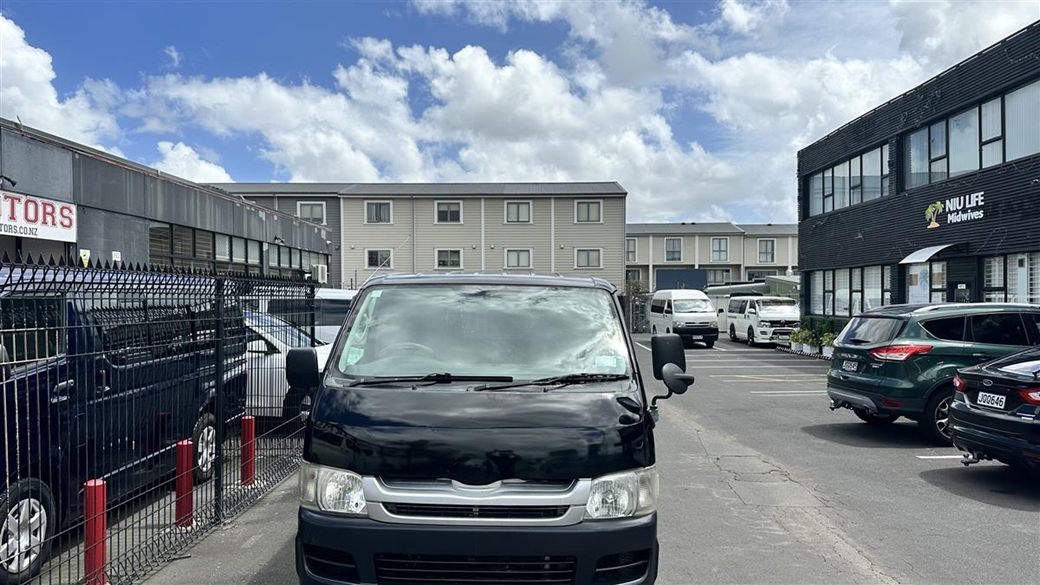 2008 Toyota Hiace 230,216kms | Image 1 of 7