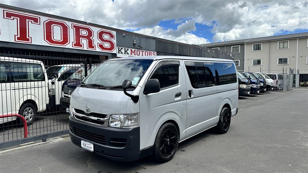 2008 Toyota Hiace 317,218kms | Image 1 of 11
