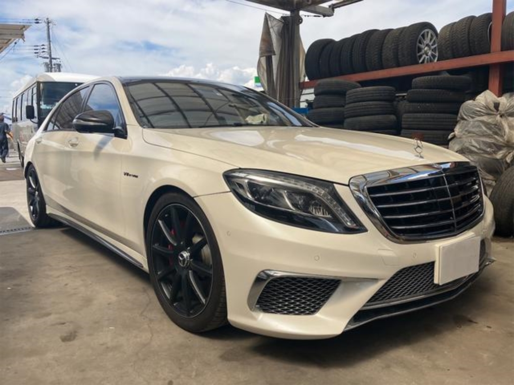 2015 Mercedes-AMG S 63 67,000kms | Image 1 of 18