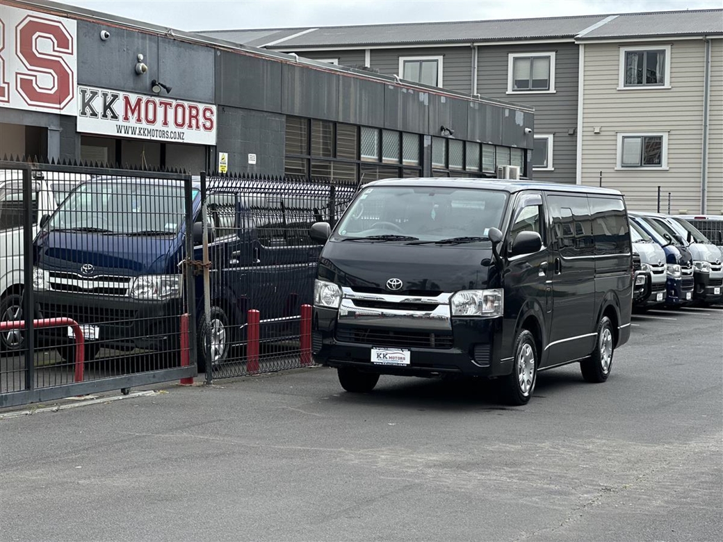 2015 Toyota Hiace 202,167kms | Image 1 of 13