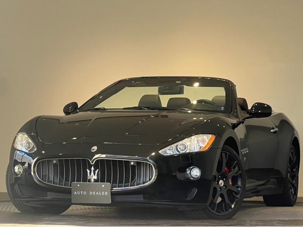 2010 Maserati Grancabrio 25,476mls | Image 1 of 15
