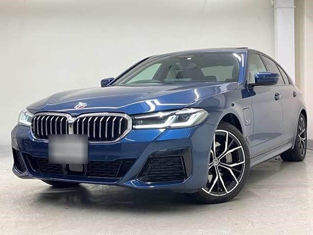 2023 BMW 5 Series 530e 10,000kms | Image 1 of 17