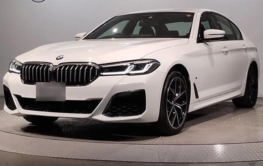 2022 BMW 5 Series 523i 12,000kms | Image 1 of 17