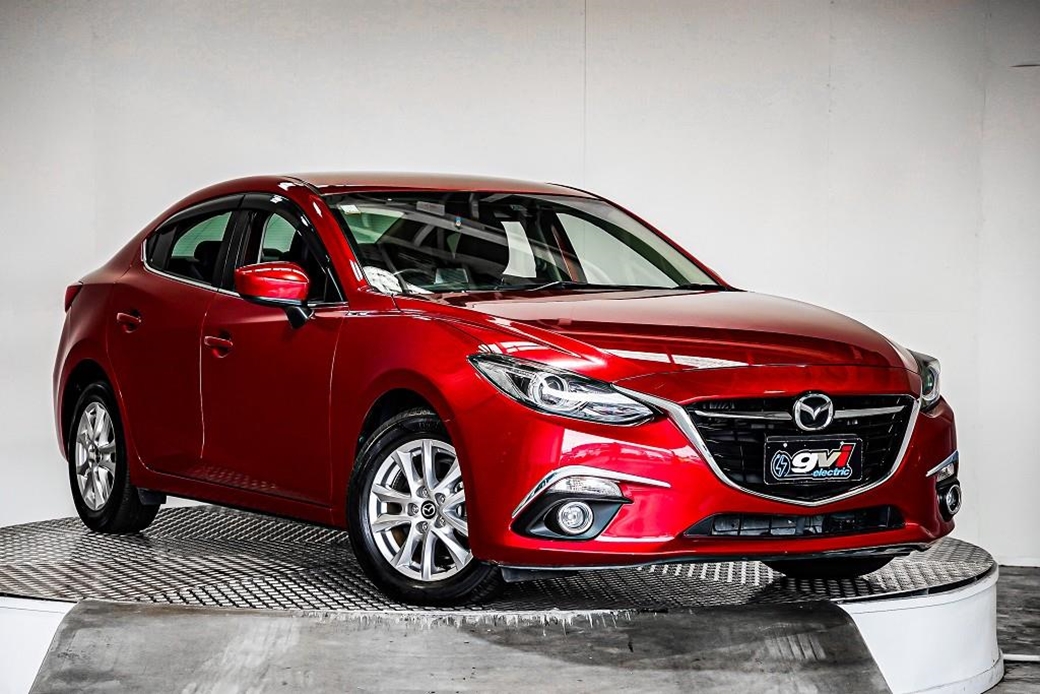 2015 Mazda Axela 56,865kms | Image 1 of 18