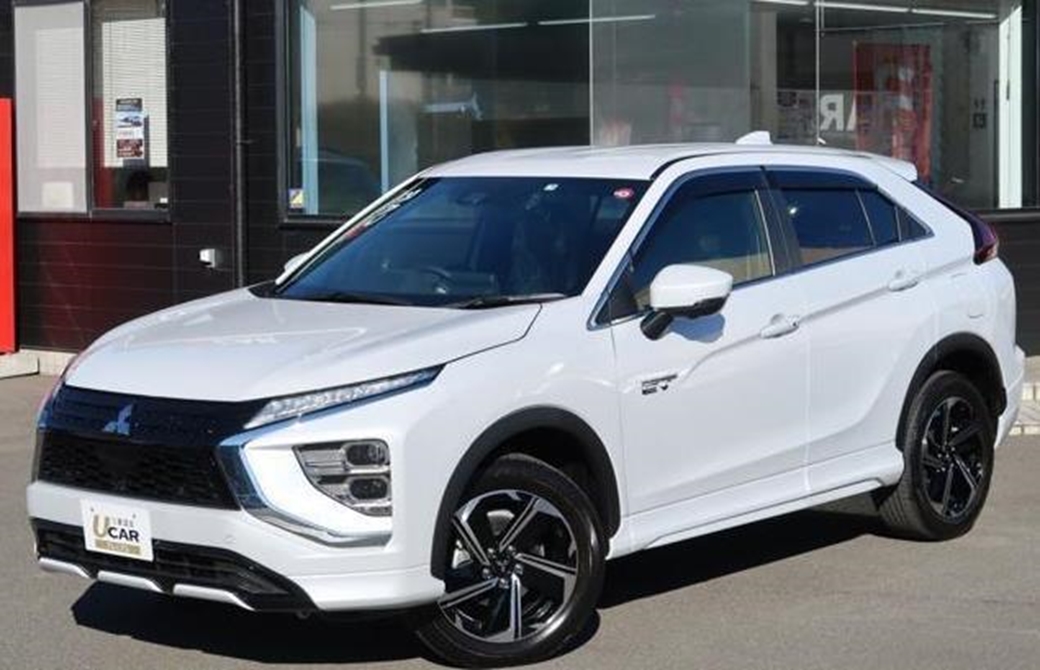 2021 Mitsubishi Eclipse Cross 4WD 5,000kms | Image 1 of 18