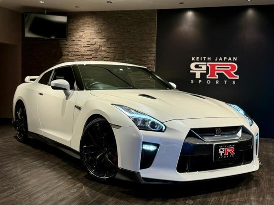 2017 Nissan GT-R Pure Edition 4WD 45,000kms | Image 1 of 20