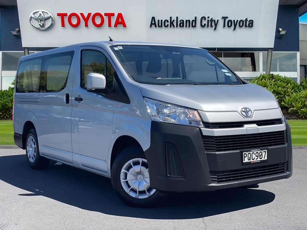 2022 Toyota Hiace 28,680kms | Image 1 of 20