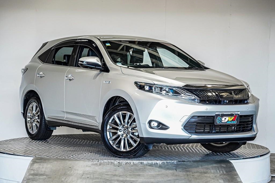 2014 Toyota Harrier Hybrid 4WD 100,927kms | Image 1 of 17
