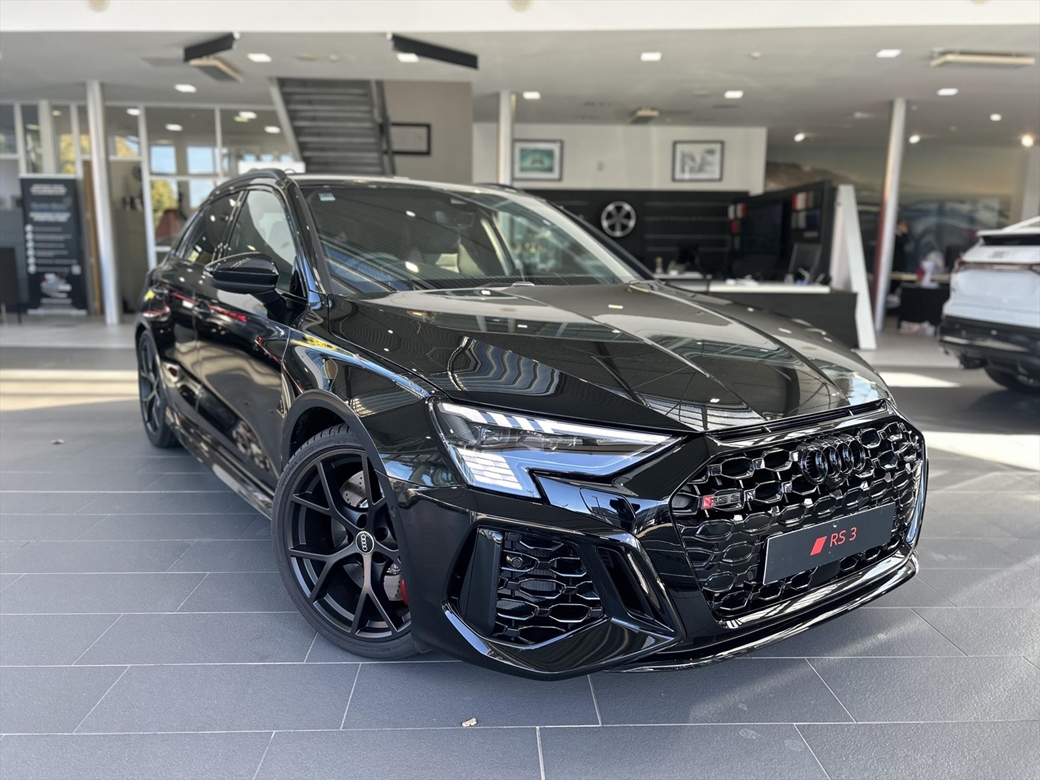 2024 Audi RS3 4WD 50kms | Image 1 of 12