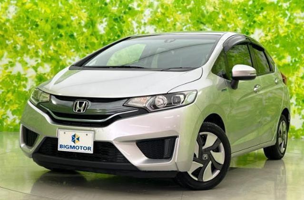 2013 Honda Fit Hybrid 106,000kms | Image 1 of 18