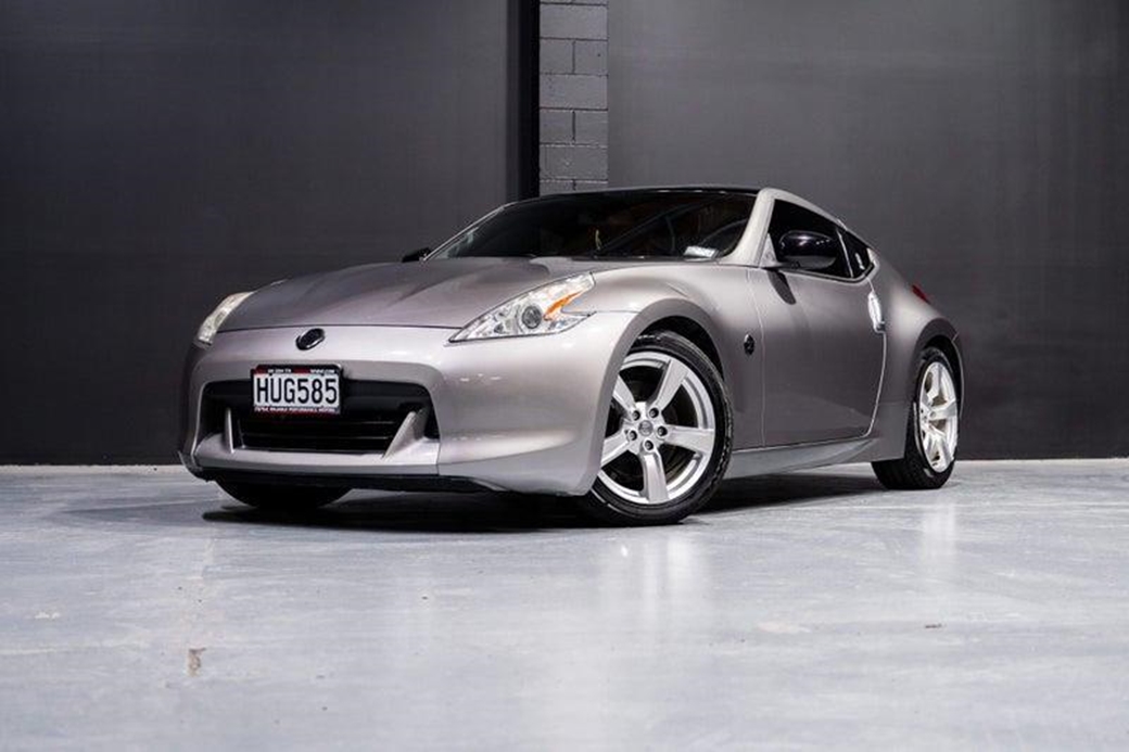 2009 Nissan Fairlady Z 42,000kms | Image 1 of 16