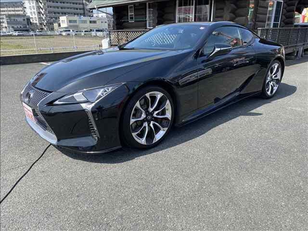 2017 Lexus LC500 31,000kms | Image 1 of 20