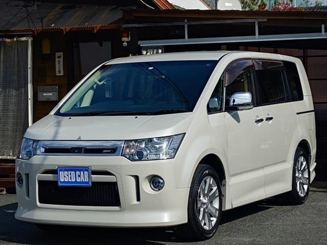 2014 Mitsubishi Delica D5 G Power 76,000kms | Image 1 of 20