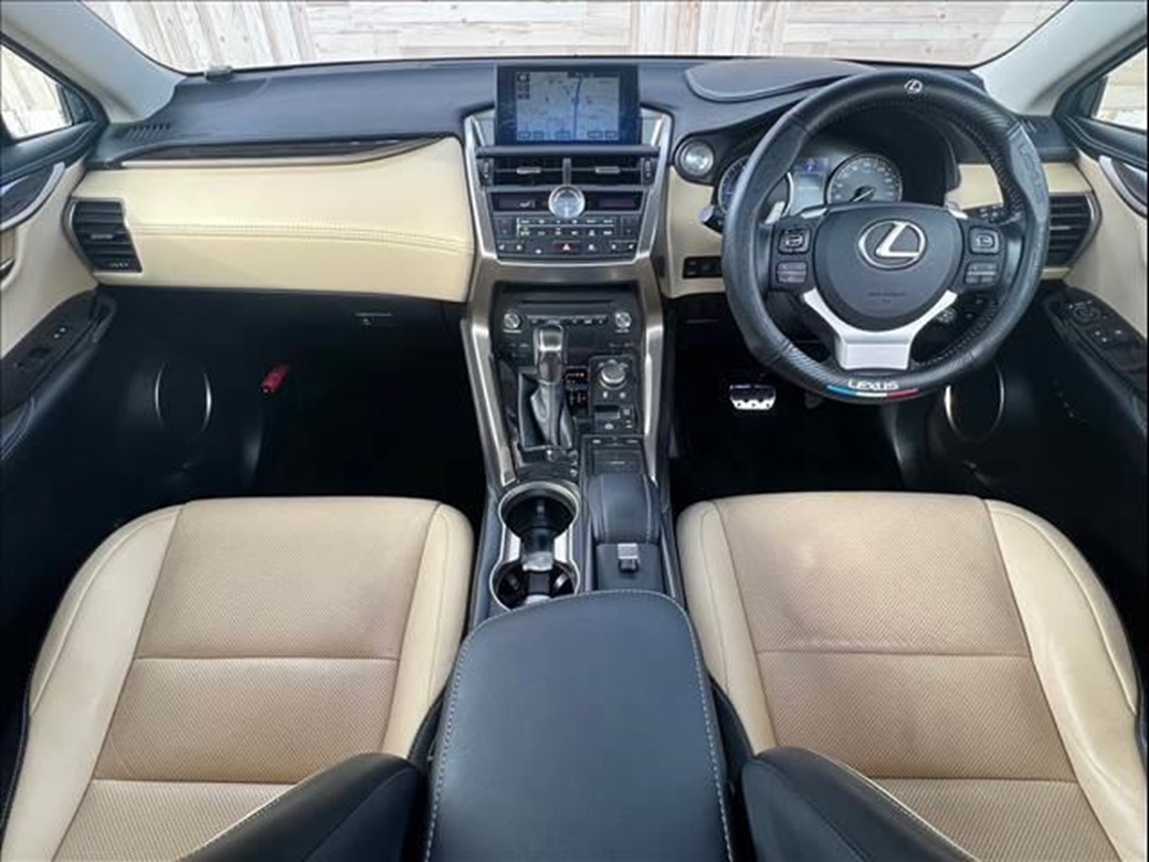 2015 Lexus NX300h Version L 85,000kms | Image 1 of 20