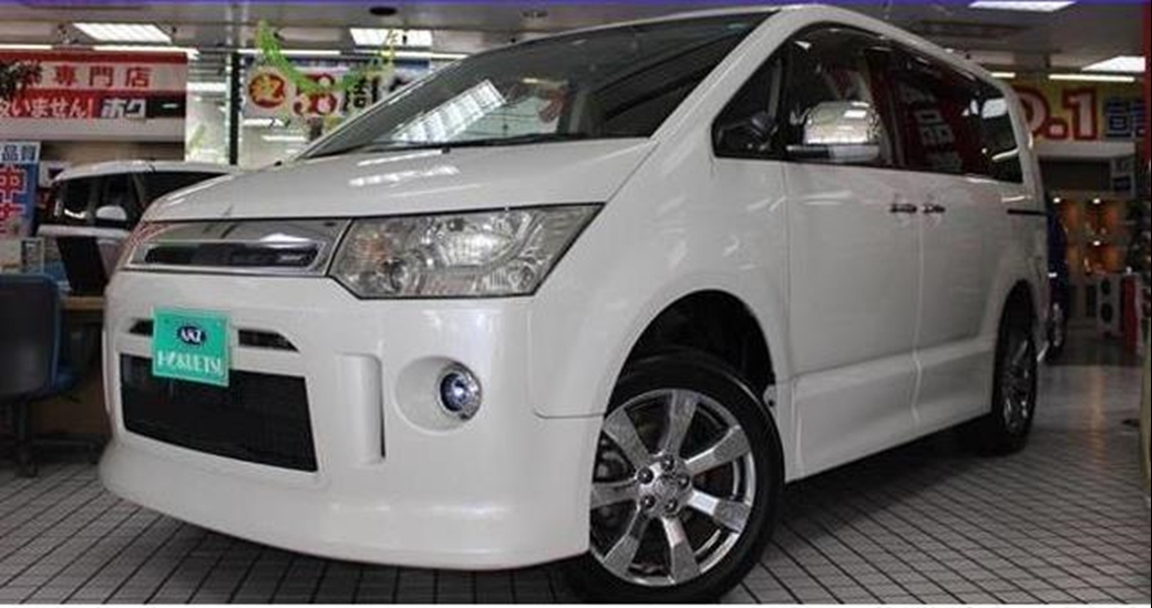 2013 Mitsubishi Delica D5 G Power 4WD 86,623kms | Image 1 of 20