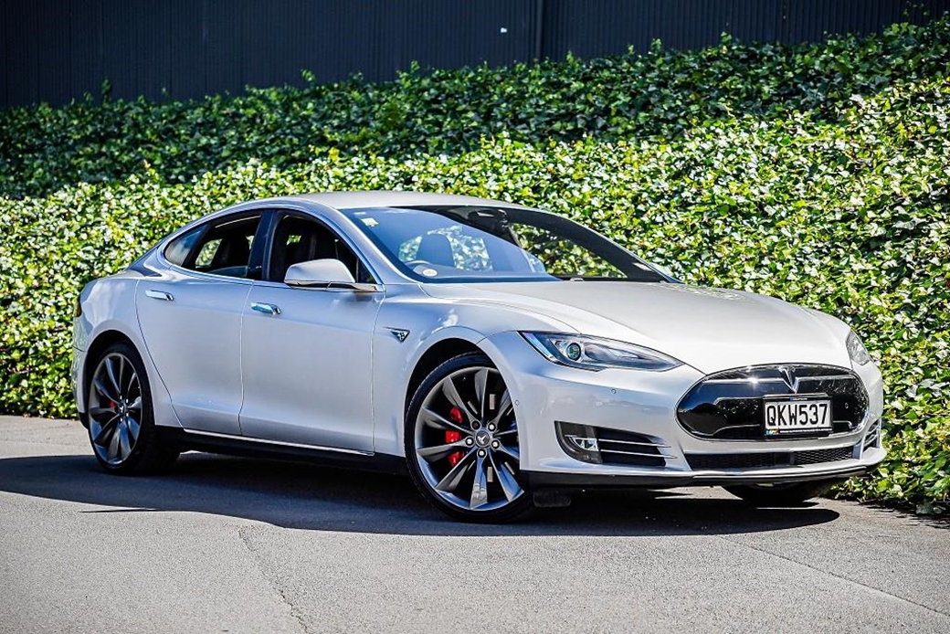 2015 Tesla Model S 4WD 46,680kms | Image 1 of 19