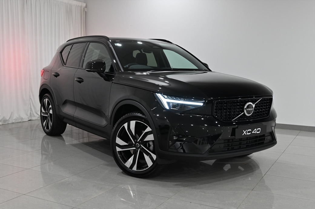 2024 Volvo XC40 500kms | Image 1 of 18