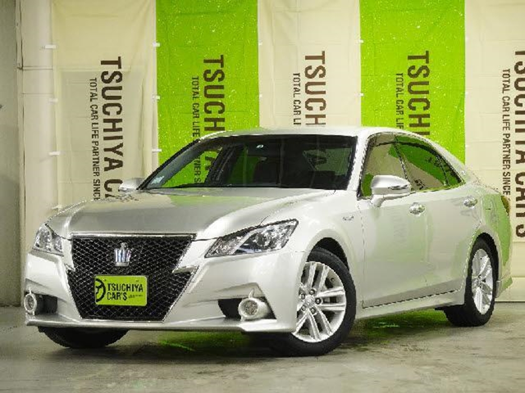 2015 Toyota Crown Athlete 48,928kms | Image 1 of 10