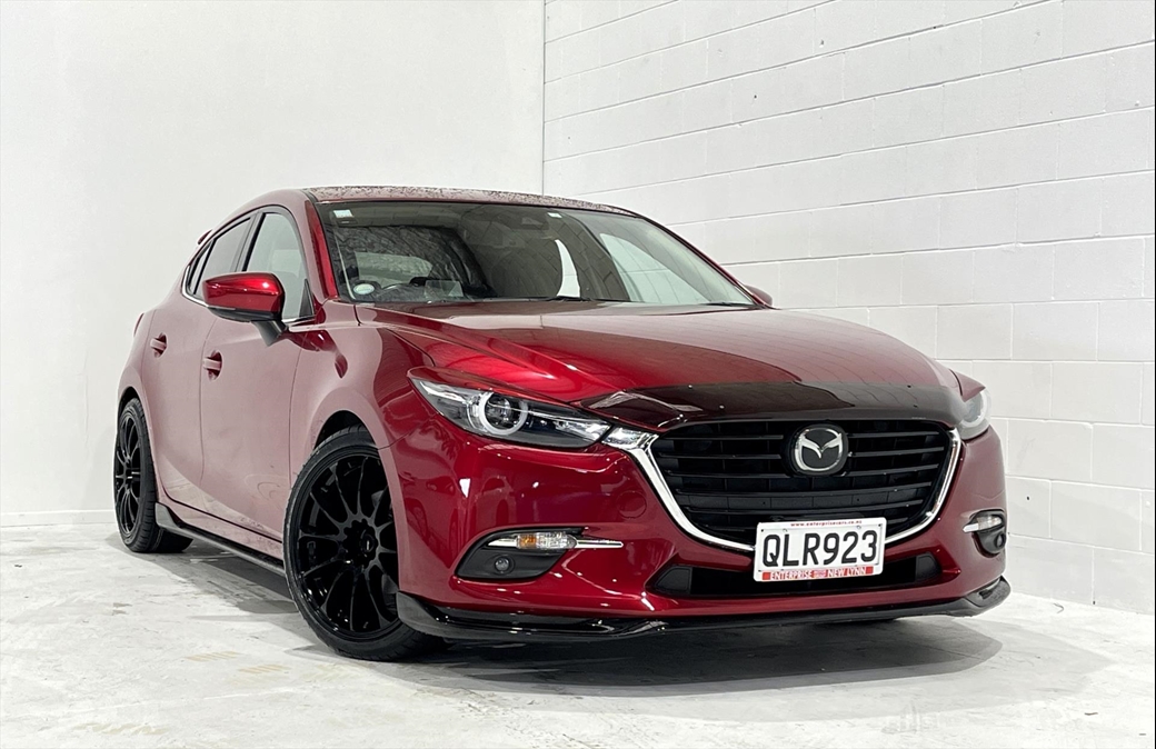 2018 Mazda Axela 75,131kms | Image 1 of 19
