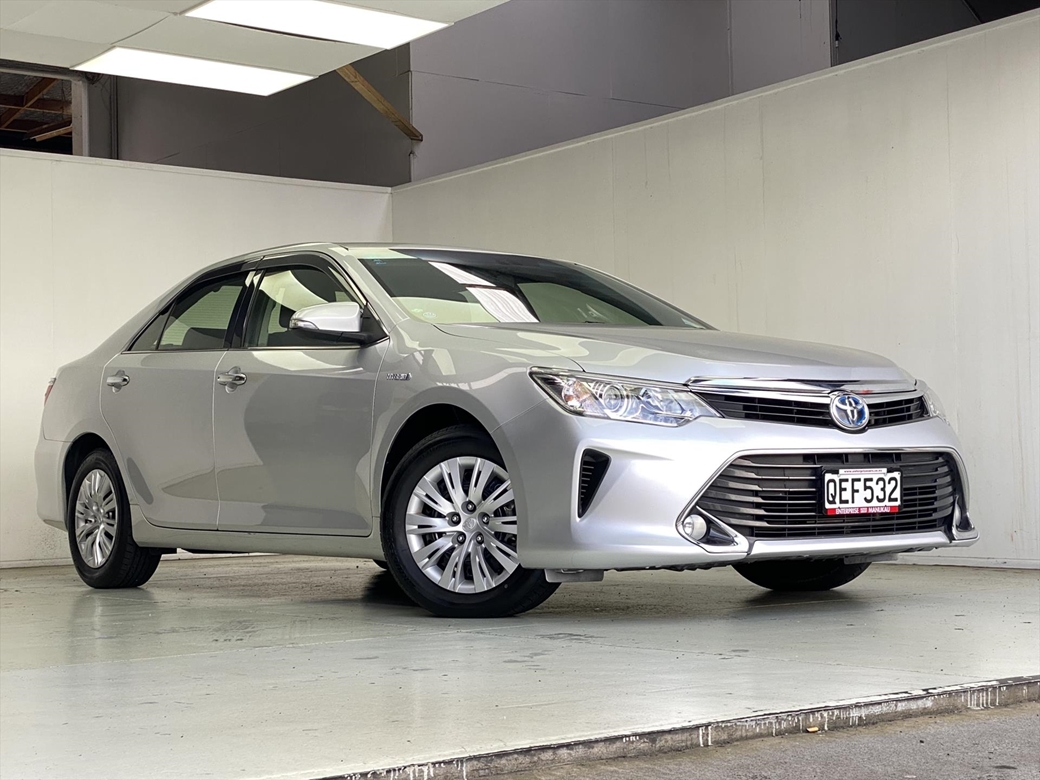 2016 Toyota Camry Hybrid 128,789kms | Image 1 of 20