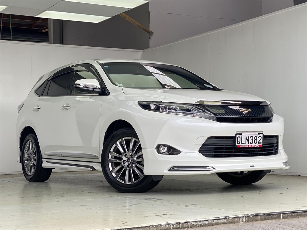 2015 Toyota Harrier 89,323kms | Image 1 of 24
